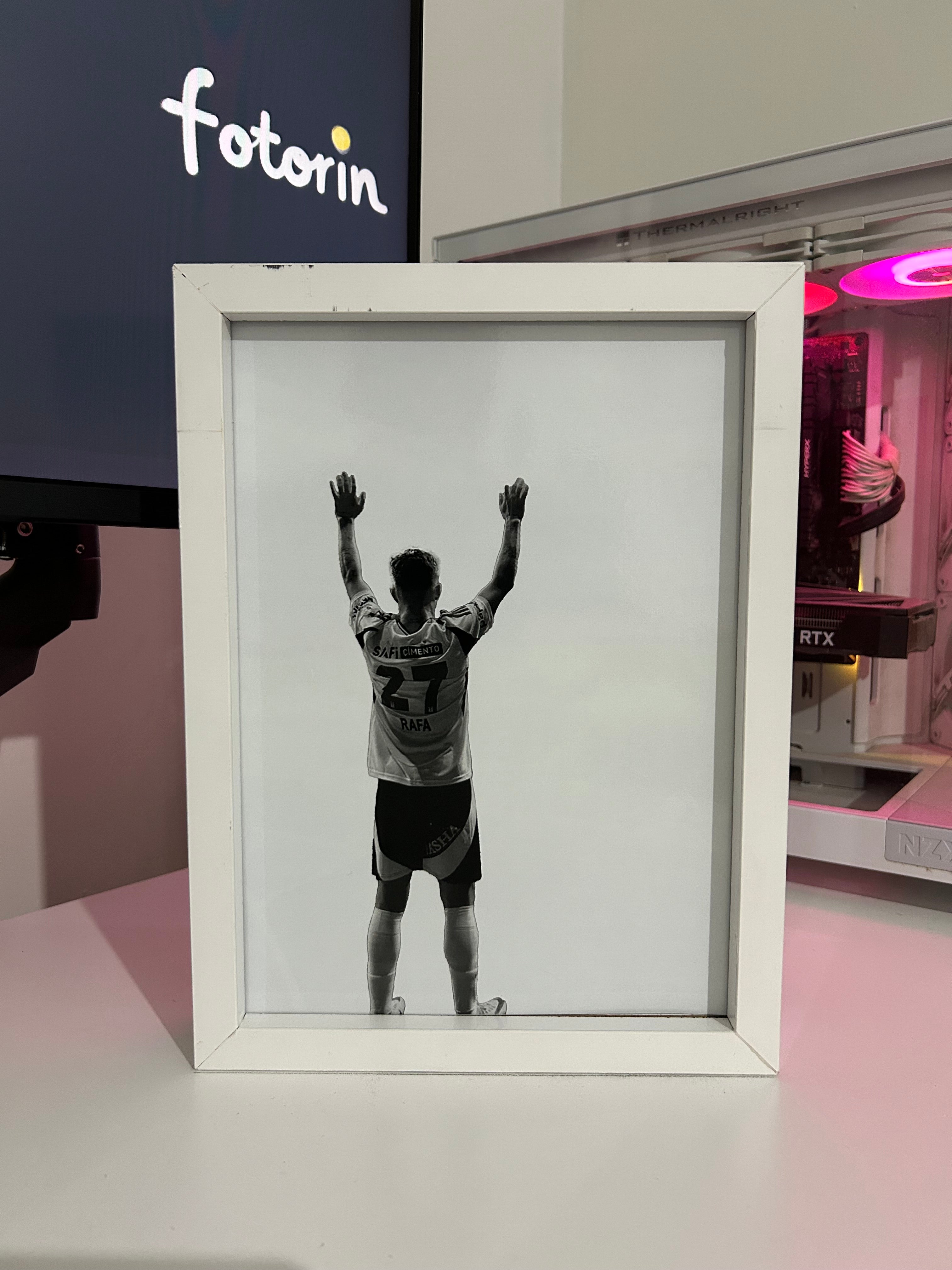 Premium LED Işıklı Tablo - Rafa Silva