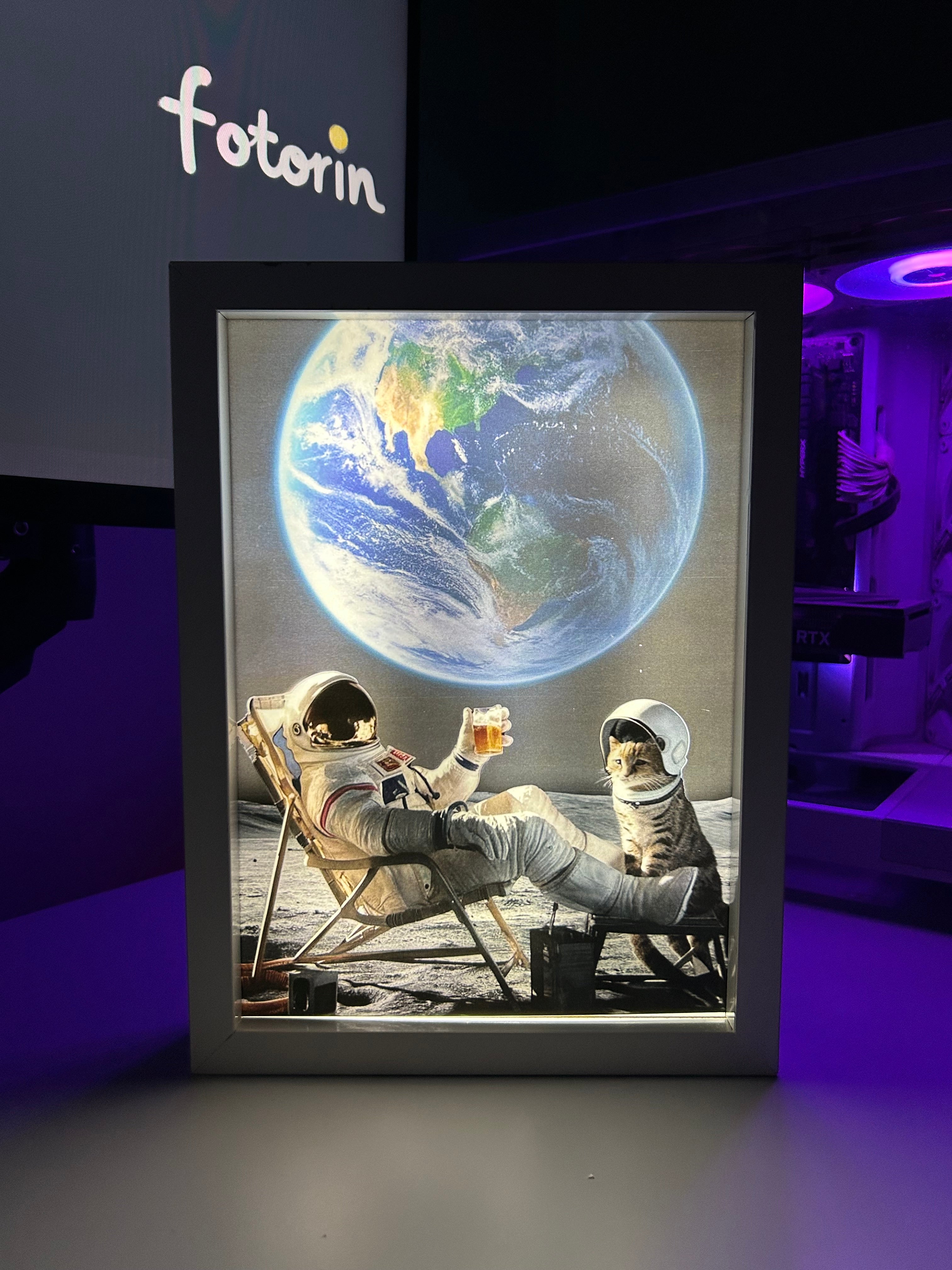 Premium LED Işıklı Tablo - Astronot 2